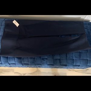 Old Navy High Waisted Built in Sculpt Crop Legging